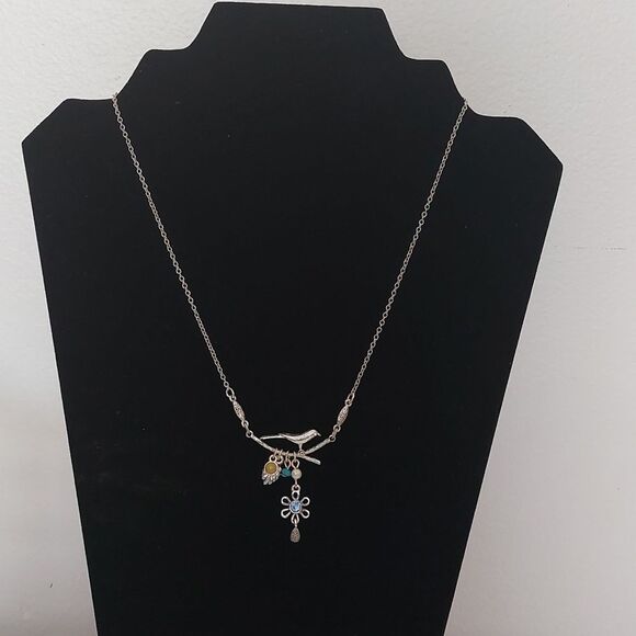 Avon Dewey Dazzle Bird Twig Flowers Pendant Necklace Cottage Core Statement - Picture 2 of 8